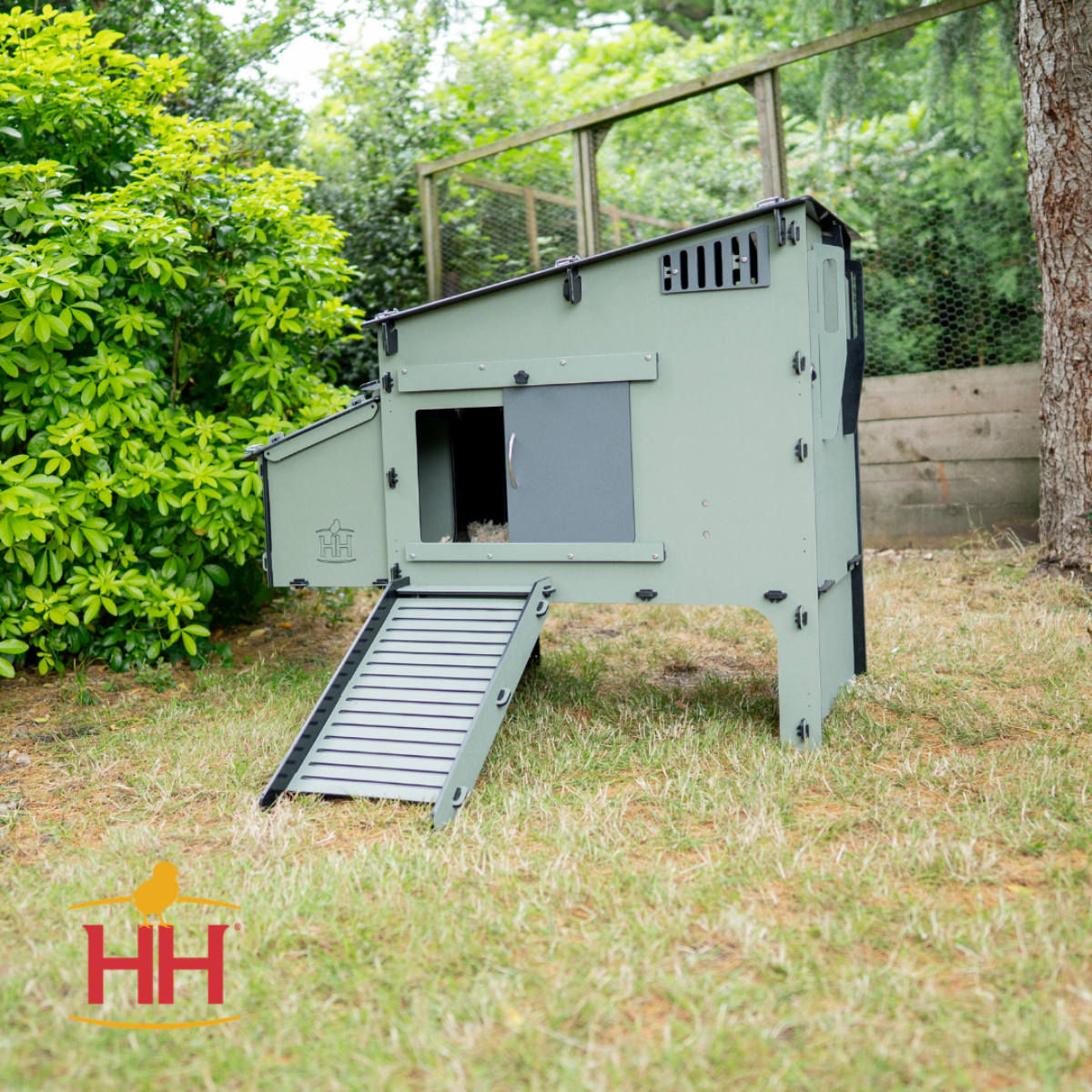 Lean-To Easy Clean Coop, 6-bird